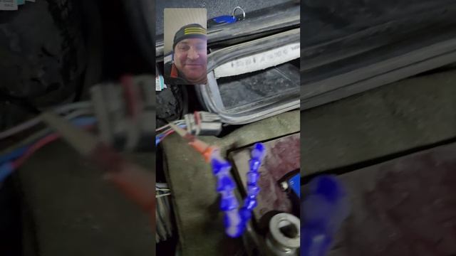 третья рука всегда выручает