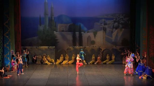 Gulnara PDD Coda from Le Corsaire, Jolanta Lubeja