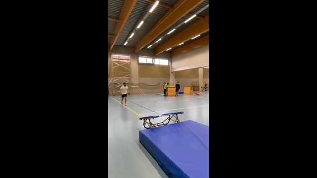 Gymnastiek Hoeksalto Pieter Claessens