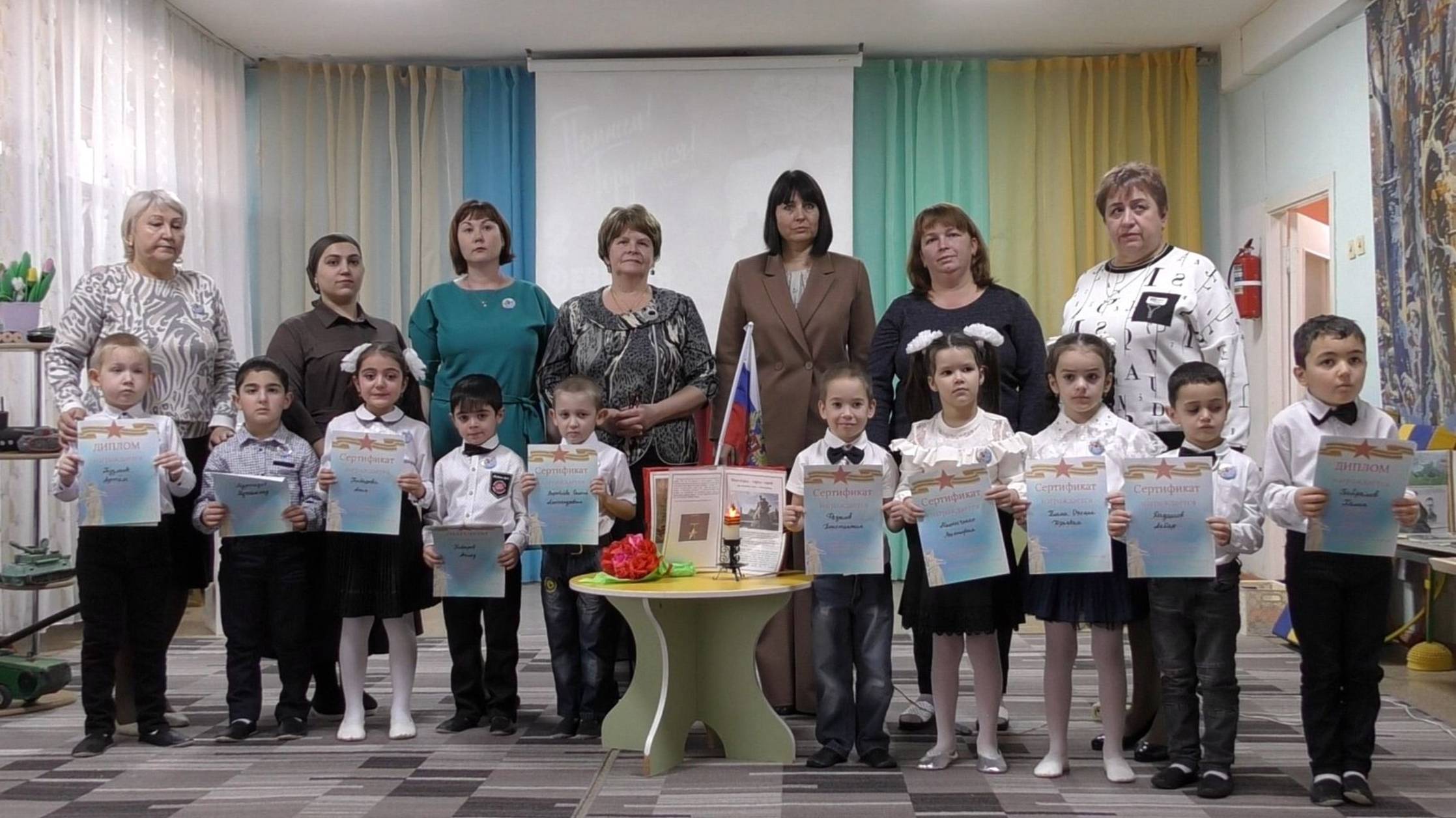 Конкурс юных чтецов "Мы помним и гордимся!" в детском саду "Сказка"