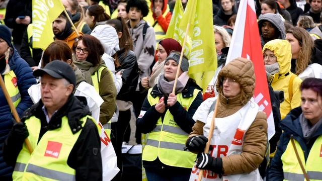 Он хочет всё исправить.