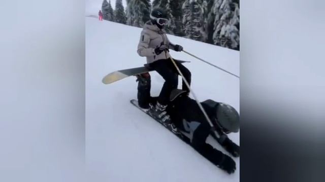 Вот оказывается для чего нужны сноубордисты