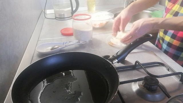 Как приготовить домашние сырники