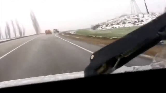 Молния во время погони Killed by lightning during chase