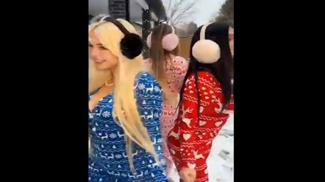 ПОТАНЦУЕМ И СПОЕМ  LET'S DANCE AND SING