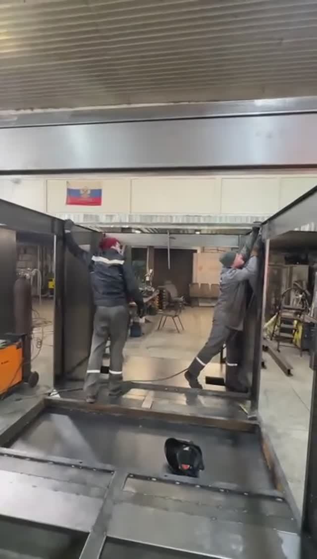 Сварочный цех. Работаем.