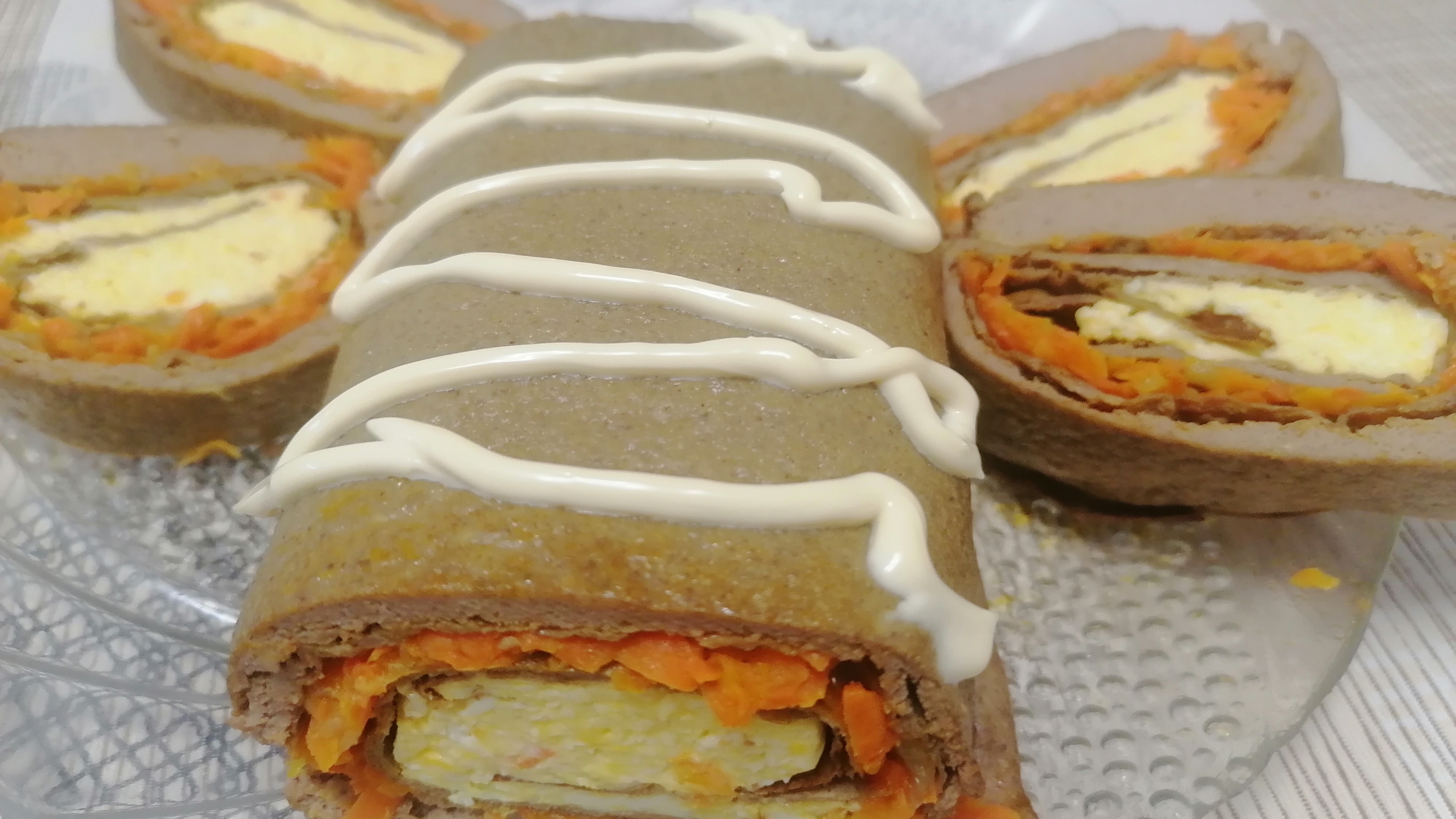 Рулет из куриной печени в духовке