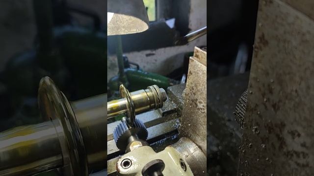 Sp80 ,MN80 gear make with divider on lathe homemade