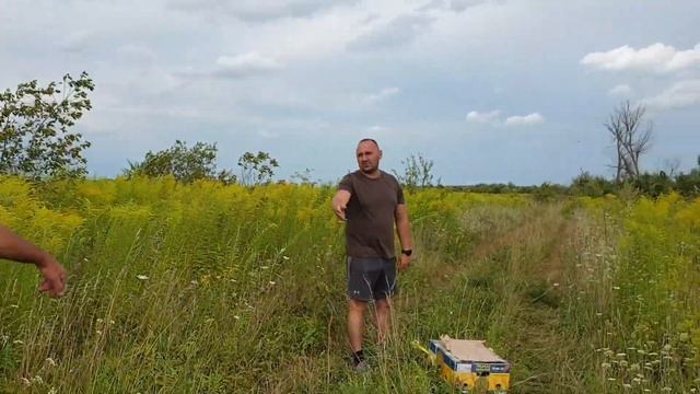 Колектив мисливців "Лише ті в кого вірю" випуск фазана в угіддя