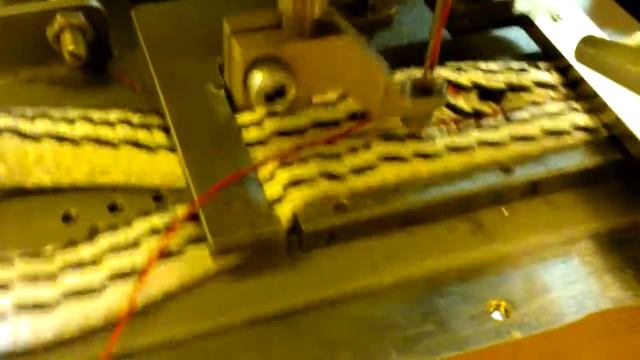 MITSUBISHI NAEHMASCHINE MAMUTEC