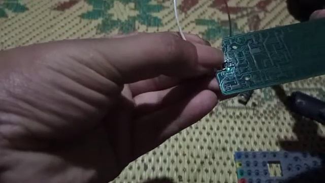 Cara memperbaiki remot RECEIVER matrix BIG HD yang PCBnya patah