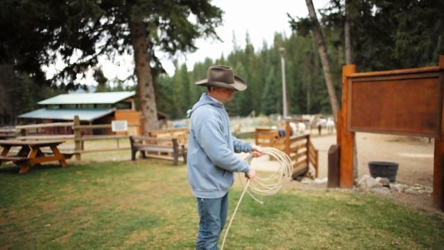 How To: Lasso A Steer