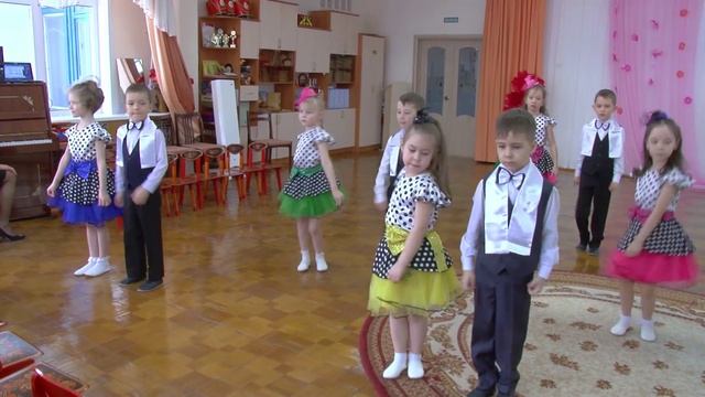 8 марта " Джентльмен-шоу!"