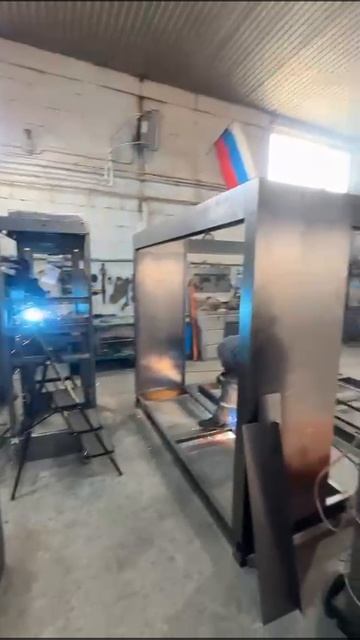 Сварочный цех. Работаем.