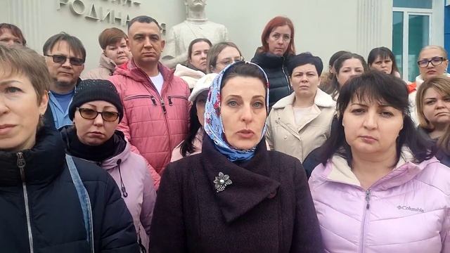 ЮНОНА БОРЕТСЯ ЗА СВОЕГО ДИРЕКТОРА