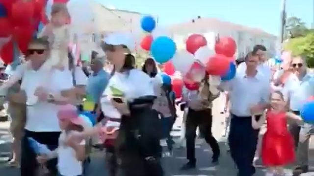 Первомайская демонстрация 2018 год. Приморский внутригородской район.