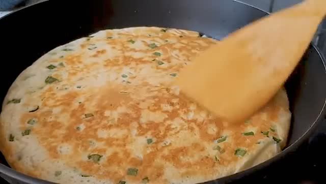 на кефире всё смешать и залить вкусно просто без заморочек
