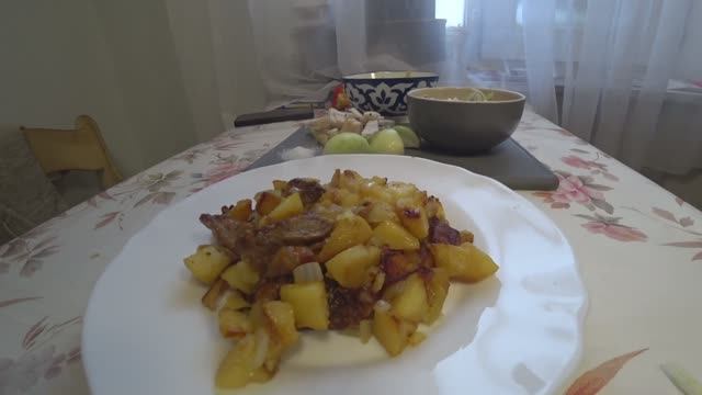 Очень вкусный деревенский ужин. Разговоры за жизнь. Как мы выжили в 90х?
