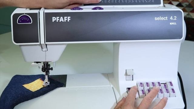 Pfaff Select 4.2  32 Satin Stitch Applique