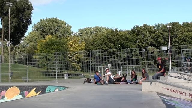 Twist pro scooter:  Big front flip transfert fail by Sullivan Bayer