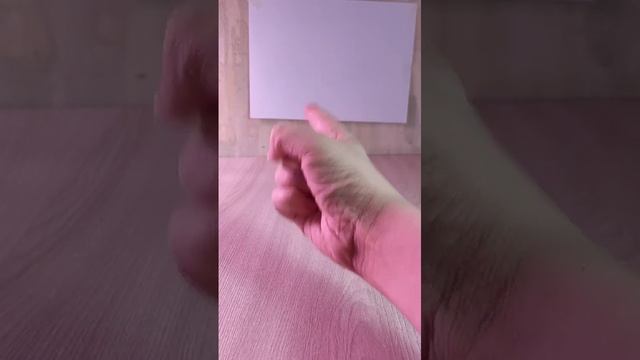 обзор на руку, кружку чая и листок бумаги ( я не сошёл с ума)