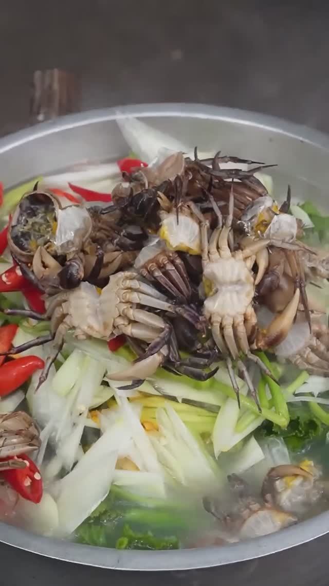 Удивительное приготовление рыбы от местного шеф-повара