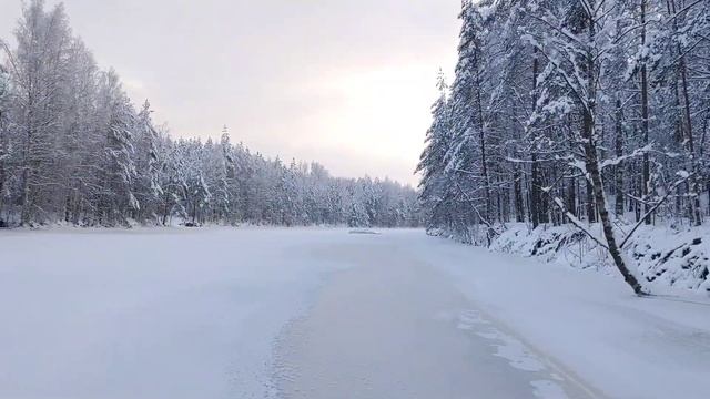 Fatbiking and skating on thin ice in North Karelia - Finland (Winter 2021)