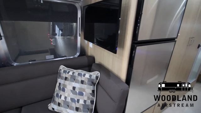 2020 Airstream Flying Cloud 27FB with Rear Hatch | Walk Through | Truffle Interior