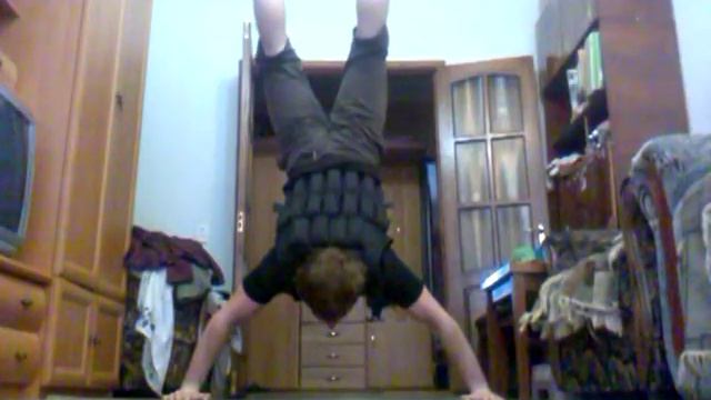 Тренування стійки нар руках - Handstand training