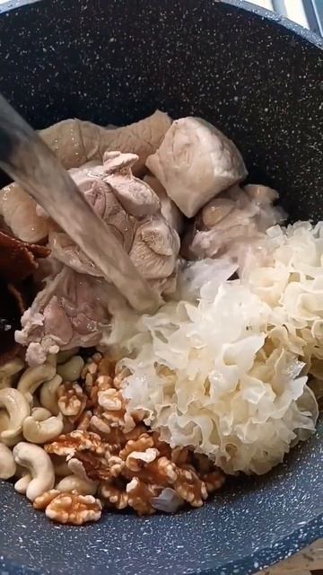 Chinese Soup Good for Winter Season, white Fungus,Tangerine Peel,walnuts and Cashew #shorts