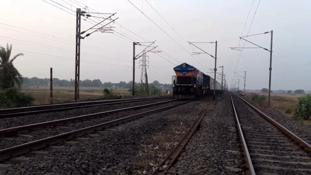 NFR'S  HUMSAFAR (vs) SHATABDI (vs) GARIB RATH Full Aggression At EASTERN RAILWAY (ER)