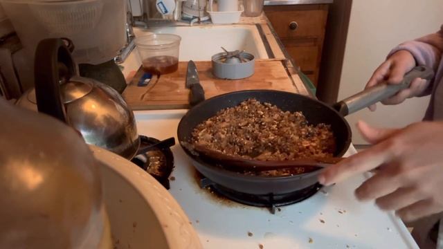 EP.156 สาคูไส้เห็ดหอม อร่อยง่ายๆทำกินที่บ้านMake sago stuffed with shiitake mushrooms