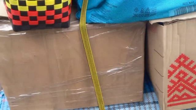 Напрацювалася/ Віталік під яблунькою🙂