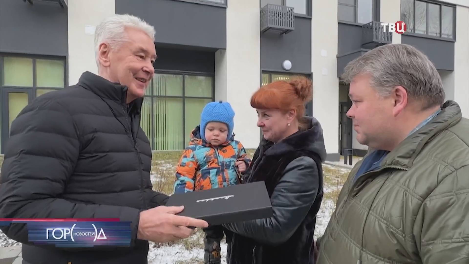 Тысячи москвичей переехали в новые квартиры по программе реновации / Город новостей на ТВЦ