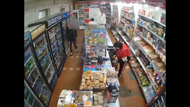 В Красносулинском рай-не полицейские задержали подозреваемого в разбойном нападении
