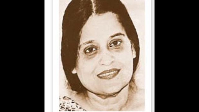 Zehra Nigah recites Faiz-Yeh kaun sakhi hain jin kay luhoo شعر و نغمه Jafri Archives