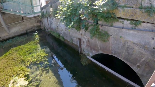 [4k]  Fontaine de Vaucluse France, Walking the water village Part 1