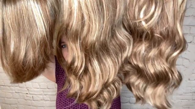 COLORS OF THE "WIG" : HUMAN HAIR VS  SYNTHETIC FIBERS