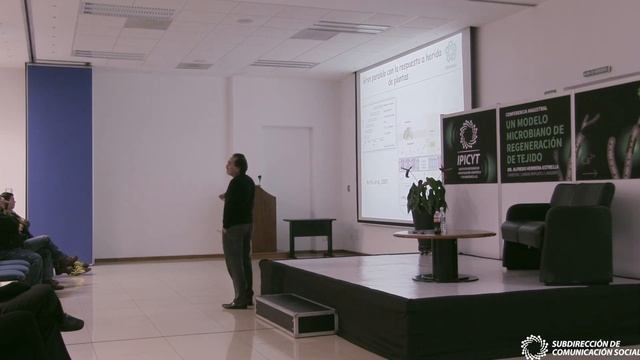 Conferencia Magistral Enero- Un Modelo Microbiano de Regeneración de Tejido