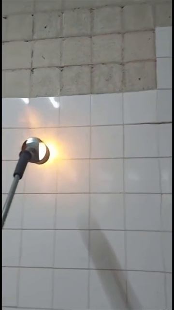 Быстрый и качественный демонтаж плитки в ванной комнате, кухни