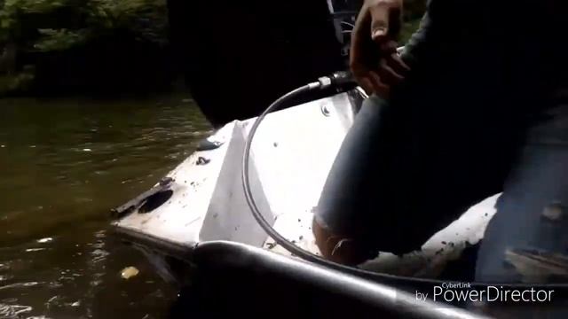 1652 Blazer 40 Mercury outboard jet. On Peak Creek Virginia