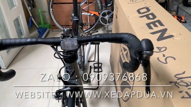 Xe đạp đua TWITTER R5 (2023) - Khung - Vành full Carbon, group SHIMANO TIAGRA 4700. Màu Xám xi măng