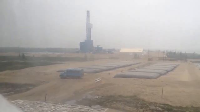 Буровая установка на Севере Drilling rig in Siberia