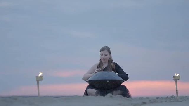 Лена Буракова. Ханг. Композиция.