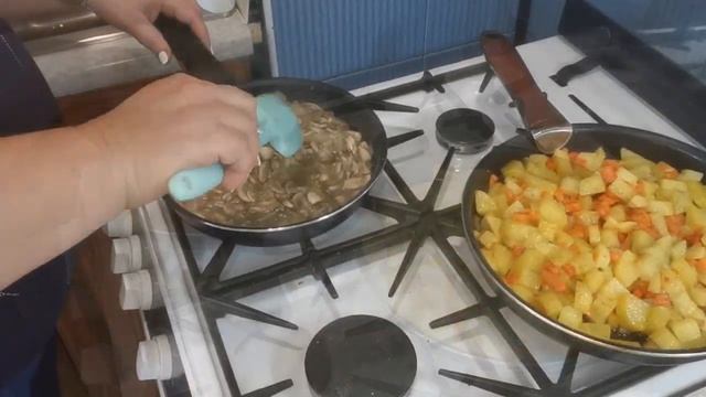 #23.  Мясо в горшочках . Самые вкусные 4 рецепта