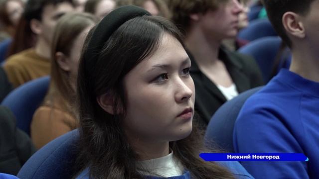 Студенты из Нижнего Новгорода встретились с Героем России Виталием Антоновым