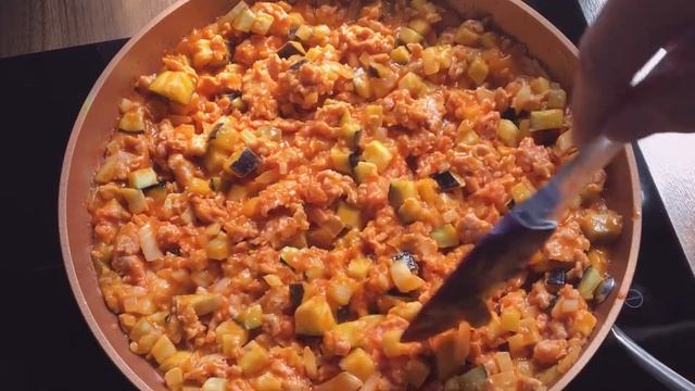 Guiso De Pavo Y Pollo - Turkey And Chicken Stew - Тушеная индейка и курица - Tocană De Pui Si Curca