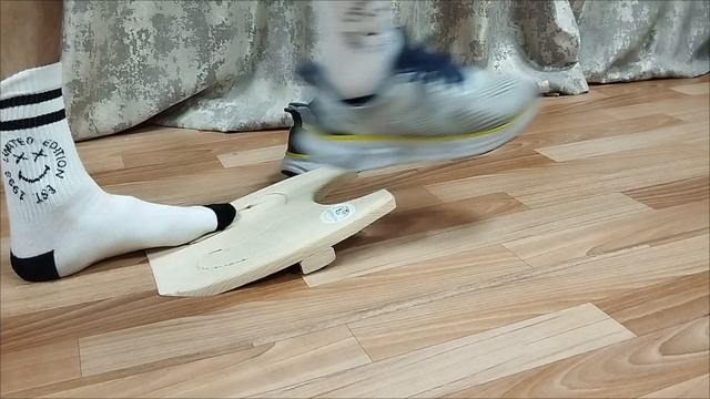 Подставка для снятия обуви.