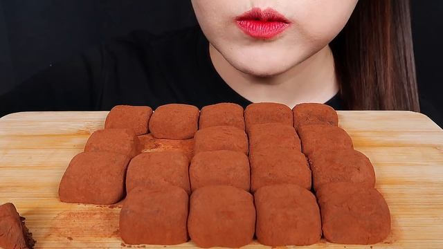 ASMR Condensed Milk Chocolate 연유초콜릿 먹방 NO OVEN RECIPE EATING SOUNDS MUKBANG ZOEY ASMR