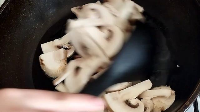 Жаркое с грибами